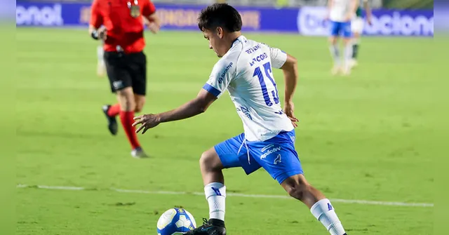Imagem ilustrativa da notícia Esli Garcia lidera artilharia do Paysandu na Série B 2024