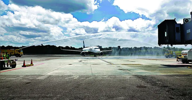 Imagem ilustrativa da notícia Visitantes e aeronaves são abençoadas no Aeroporto de Belém