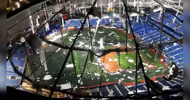 Imagem ilustrativa da notícia Furacão Milton arranca teto de estádio usado como abrigo