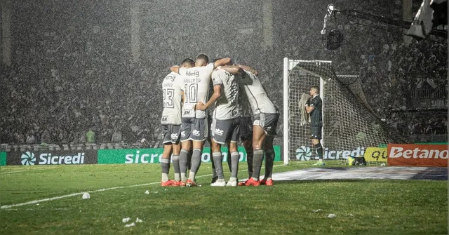 Imagem ilustrativa da notícia Hulk faz golaço, elimina o Vasco e Atlético-MG está na final