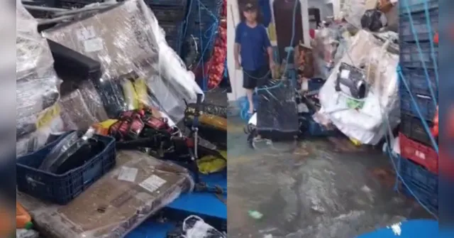 Imagem ilustrativa da notícia Balsa é invadida pela água na Baía do Marajó e viagem é interrompida