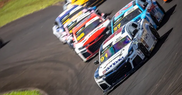 Imagem ilustrativa da notícia Resultado anima piloto paraense, Vinny Azevedo, na Nascar