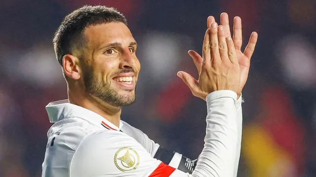 Imagem ilustrativa da notícia Calleri vira principal arma do São Paulo na Libertadores