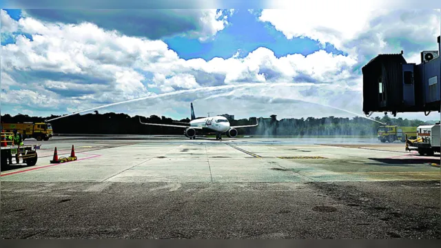 Imagem ilustrativa da notícia Visitantes e aeronaves são abençoadas no Aeroporto de Belém