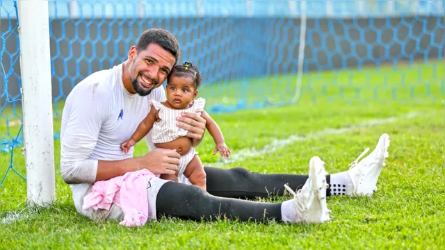 Imagem ilustrativa da notícia Jogadores do Paysandu ganham surpresa no Dia dos Pais