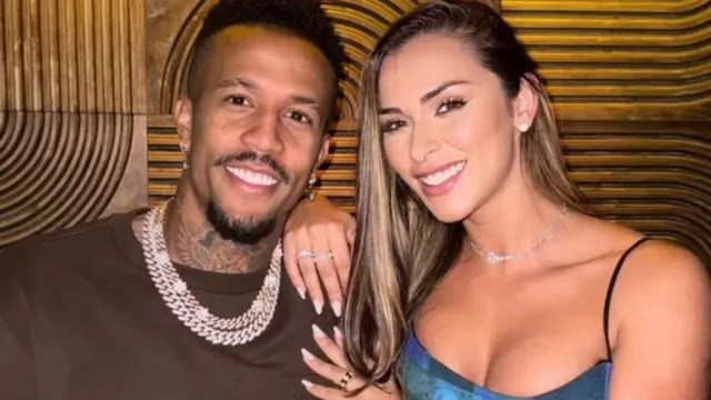 Imagem ilustrativa da notícia Eder Militão curte praia em clima de romance em Ibiza