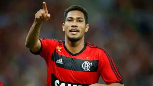 Imagem ilustrativa da notícia Hernane Brocador, ex-Flamengo, vai jogar no futebol do Pará