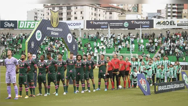 Imagem ilustrativa da notícia Fluminense toma virada e perde para o Juventude