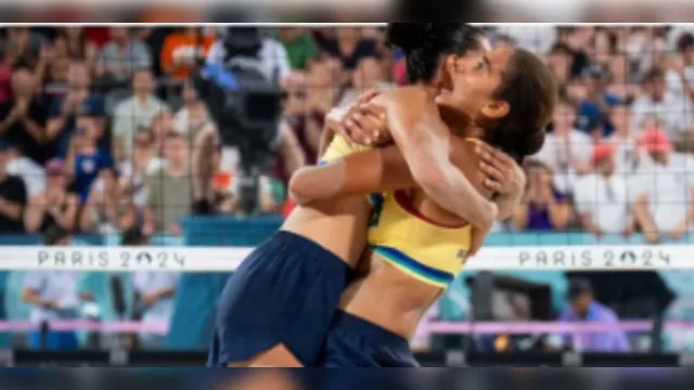 Imagem ilustrativa da notícia Ana Patrícia e Duda avançam para as quartas no vôlei