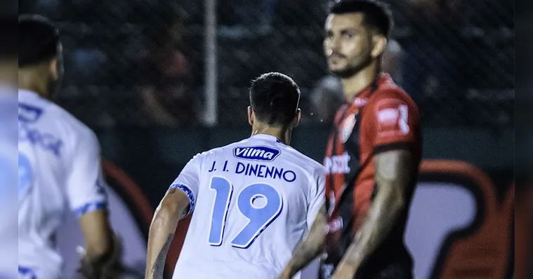 Imagem ilustrativa da notícia Cruzeiro arranca empate e mantém Corinthians no Z4