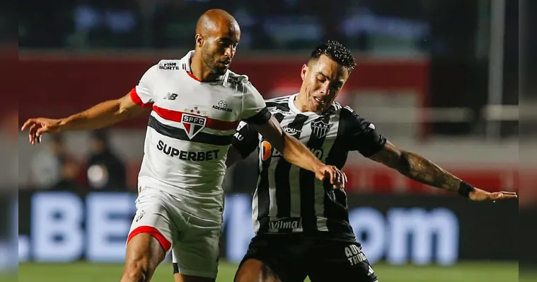 Imagem ilustrativa da notícia No fim, Atlético-MG vence São Paulo e fica perto da vaga