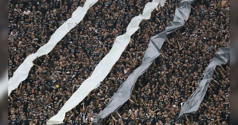 Imagem ilustrativa da notícia Corinthians tem multa em caso de rescisão com bets