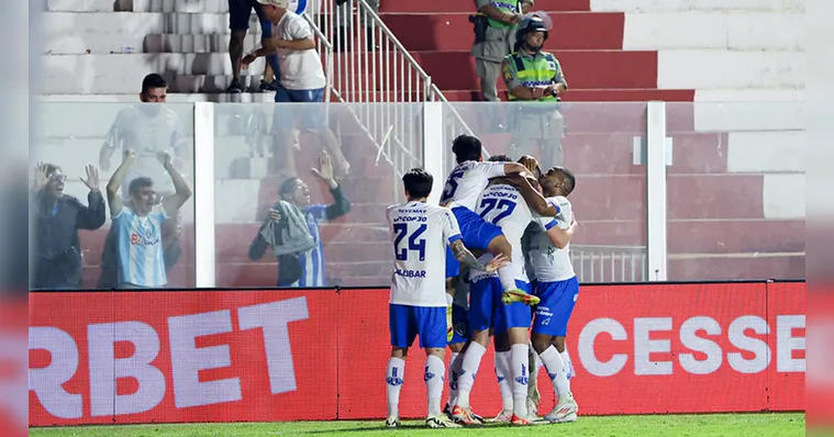 Imagem ilustrativa da notícia Radialista de Goiás chora com empate do Paysandu na Série B