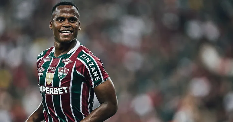 Imagem ilustrativa da notícia Fluminense vence Flamengo e respira na tabela do Brasileirão