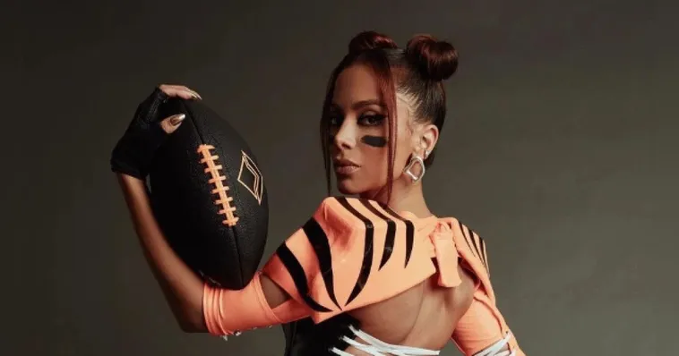 Imagem ilustrativa da notícia Anitta fará show do intervalo no 1º jogo da NFL no Brasil