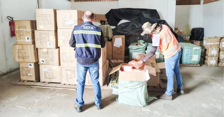 Imagem ilustrativa da notícia Fiscalização apreende 36 caixas de mercadorias importadas