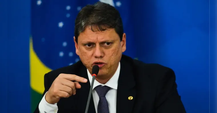 Imagem ilustrativa da notícia Tarcísio veta sensor de glicose para diabéticos em SP