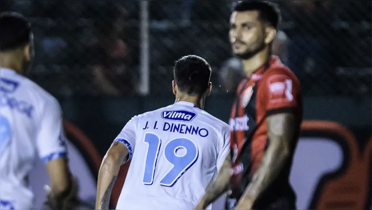 Imagem ilustrativa da notícia Cruzeiro arranca empate e mantém Corinthians no Z4