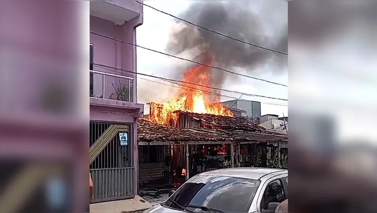 Imagem ilustrativa da notícia Incêndio é registrado no bairro do Umarizal, em Belém