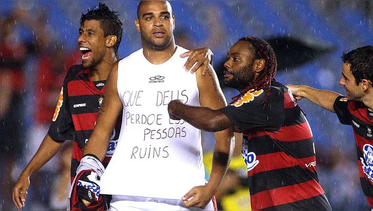 Imagem ilustrativa da notícia Adriano marca jogo de despedida entre Flamengo e Inter