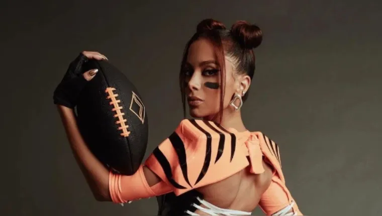 Imagem ilustrativa da notícia Anitta fará show do intervalo no 1º jogo da NFL no Brasil