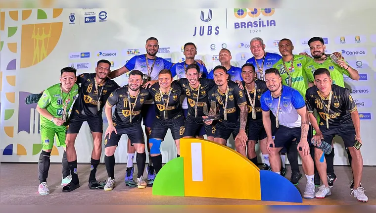 Imagem ilustrativa da notícia ESMAC conquista tetracampeonato no futsal dos JUB's