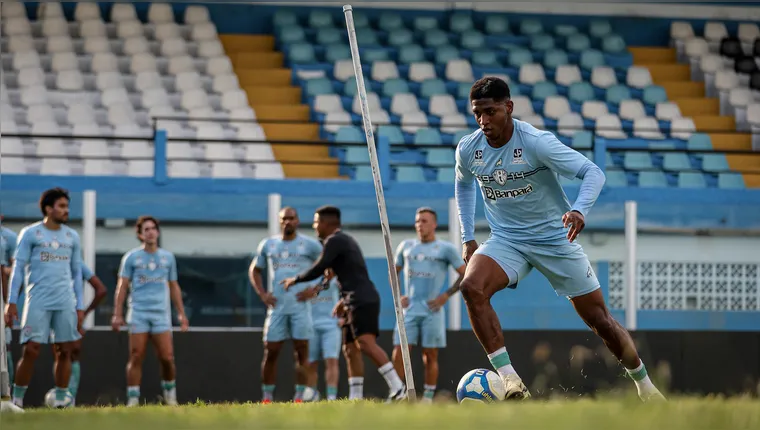 Imagem ilustrativa da notícia Paysandu encara o CRB em duelo decisivo contra a degola