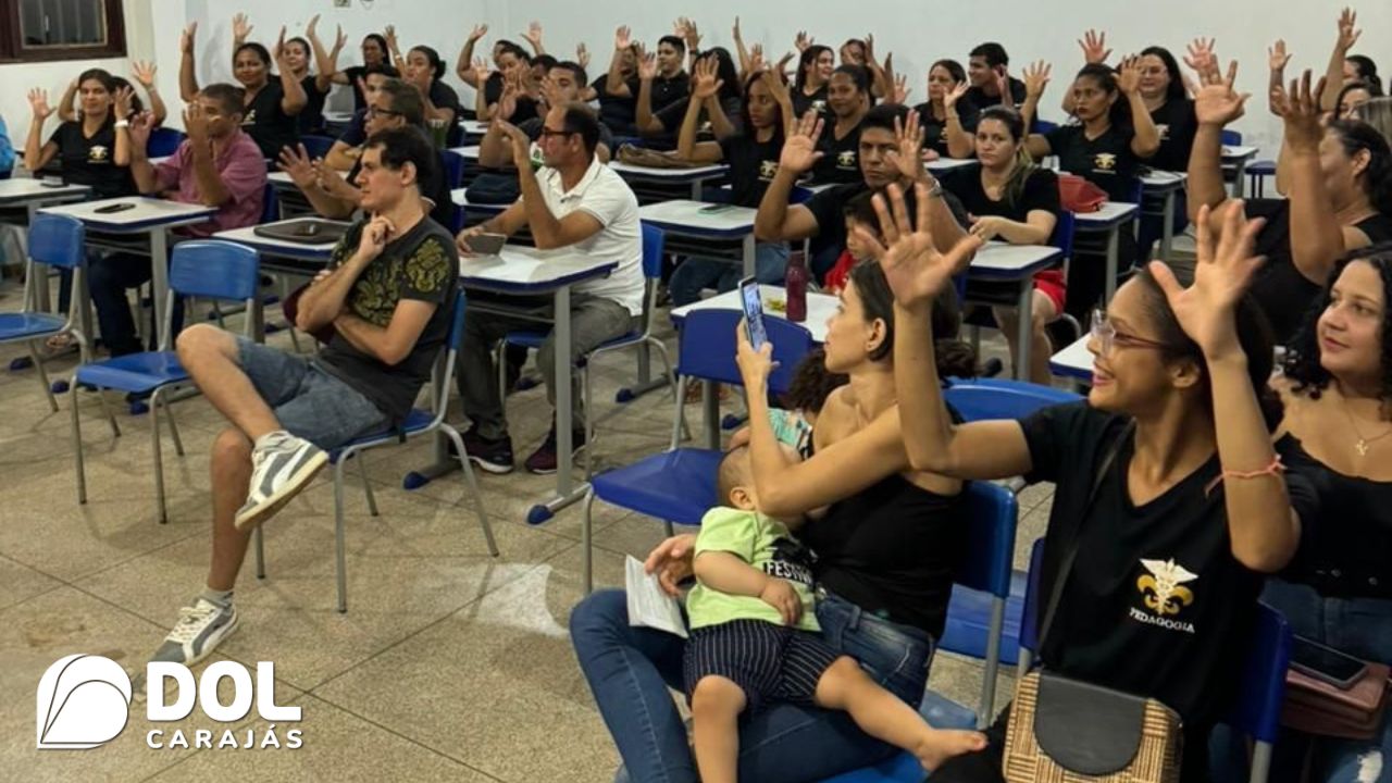 O evento aconteceu na Sala de Reuniões do Campus e reuniu um bom público, inclusive uma parcela da comunidade do município e região para celebrar a data.