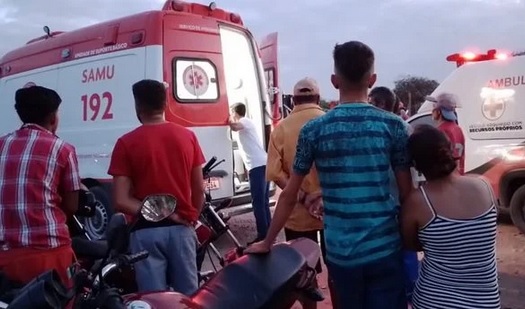Três estudantes foram mortos.