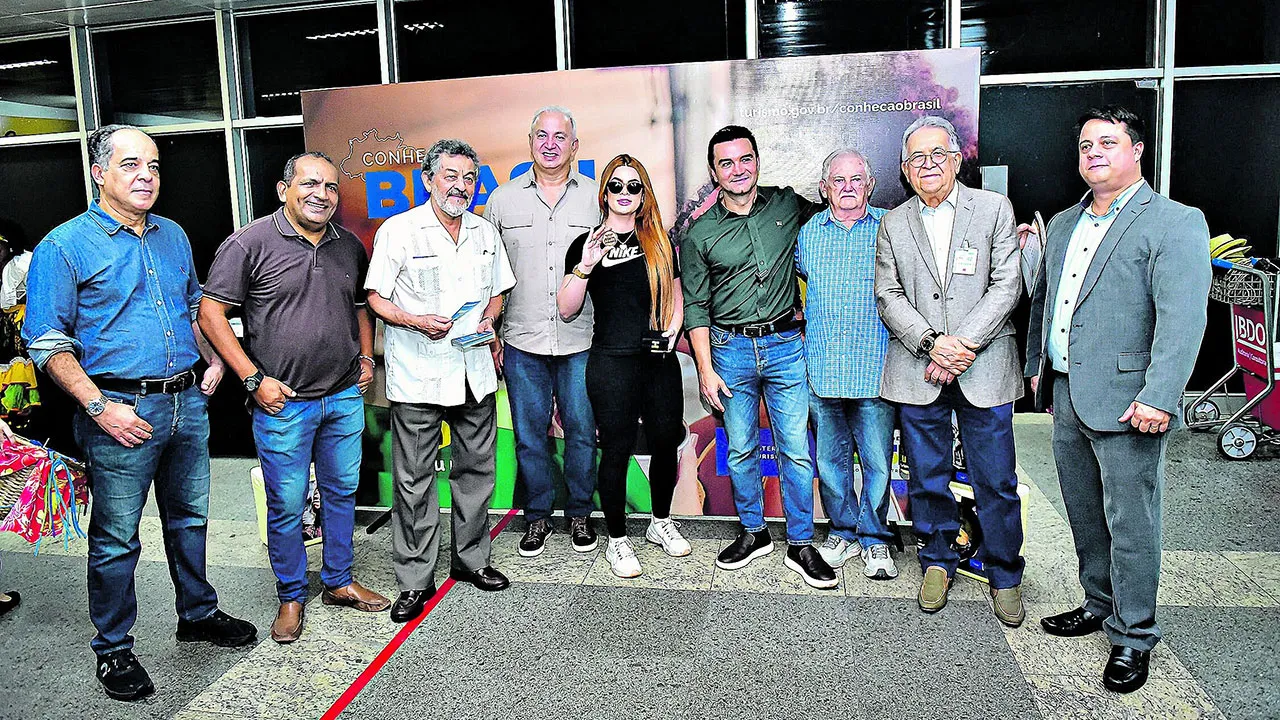 Andrya Dionísio recebeu homenagem como passageira símbolo do recorde batido.