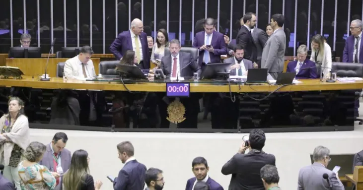 O PL quer um lugar na futura Mesa do plenário, mas tentará voltar a presidir a Comissão de Relações Exteriores