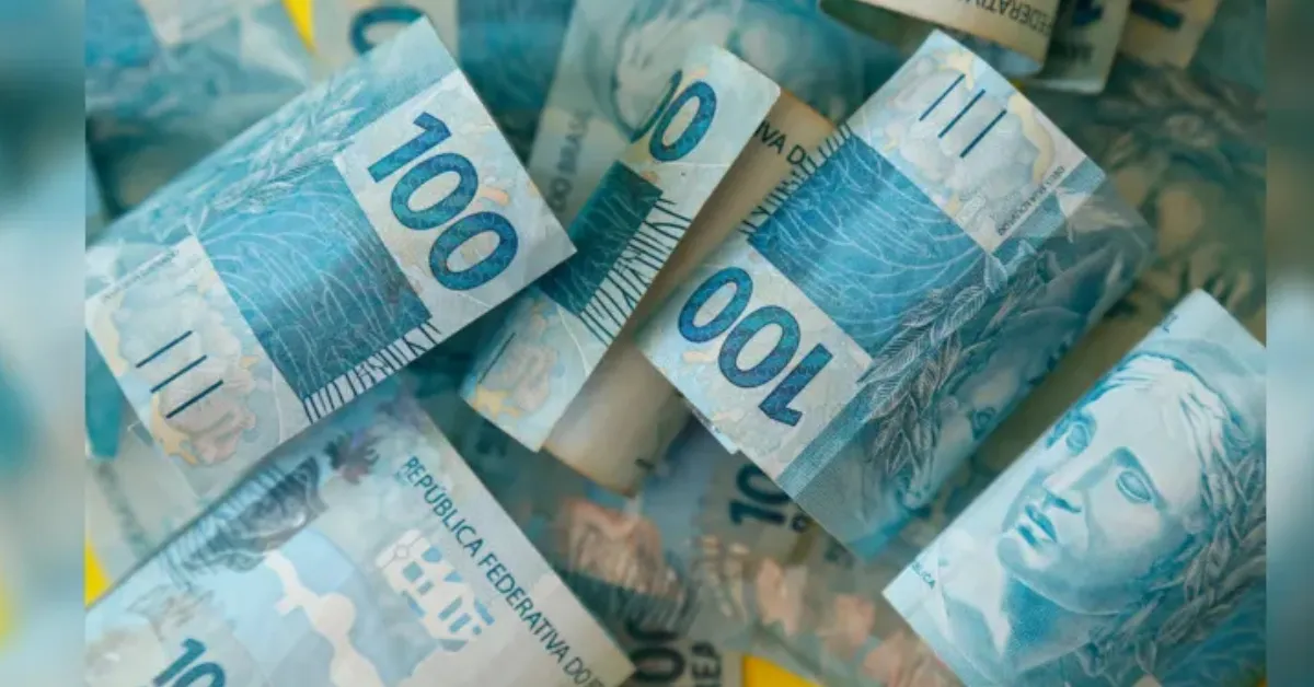 Com mais de 20 anos de experiência, ele garante que é possível obter ganhos médios de R$ 2 mil por dia na bolsa.