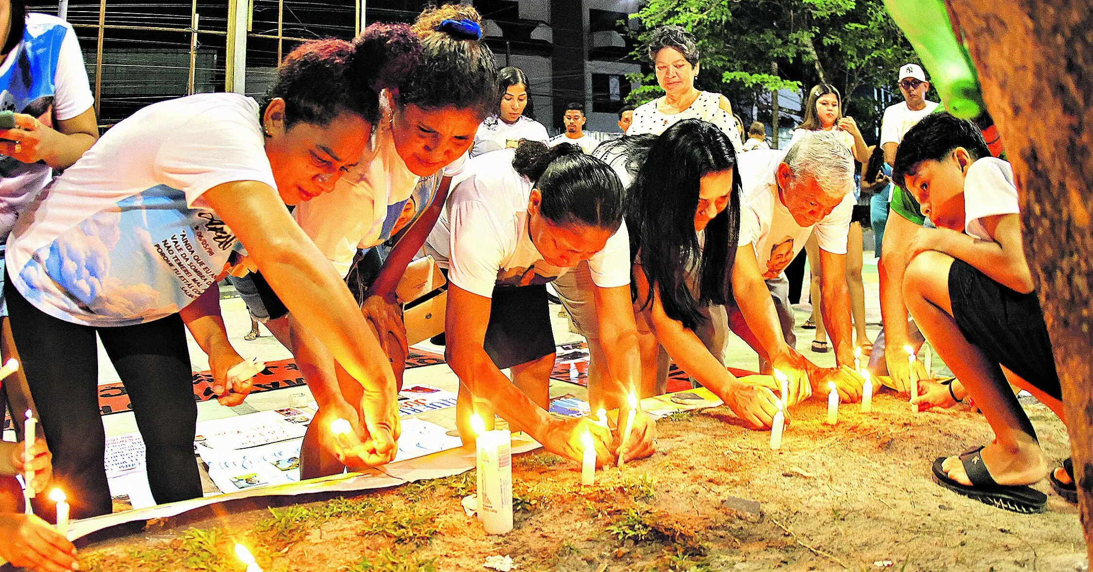 Ato reuniu familiares e relembrou jovens que foram vítimas da violência em Belém.