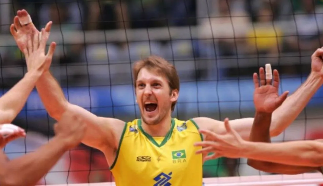 André Eller é embaixador do Vôlei Renata, que jogará em Belém, no mês de fevereiro