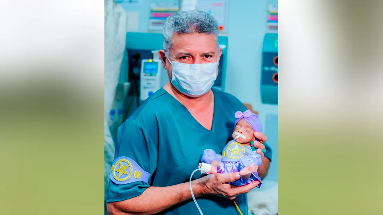 A UTI Neonatal do Hospital Regional, gerenciado pelo Instituto de Saúde Social e Ambiental da Amazônia (ISSAA), em parceria com a Secretaria de Estado de Saúde Pública (Sespa), é referência no atendimento a prematuros.