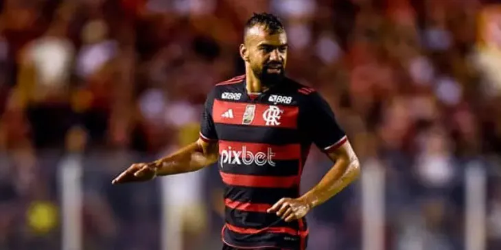 Fabrício Bruno em ação com a camisa do Flamengo.