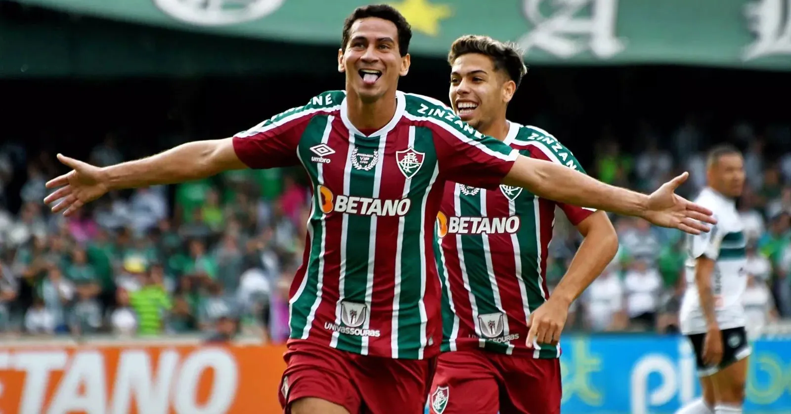 Paulo Henrique Ganso comemora gol pelo Fluminense.