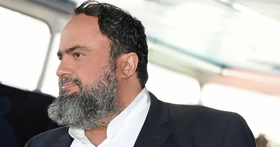 Evangelos Marinakis é proprietário do Olympiacos e de mais dois clubes na Europa.