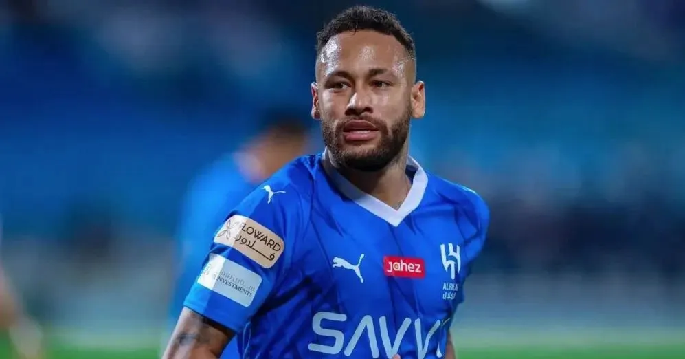 Neymar sofreu mais uma lesão no Al-Hilal e está fora de campo até 2024; Santos teria encaminhado sua contratação.