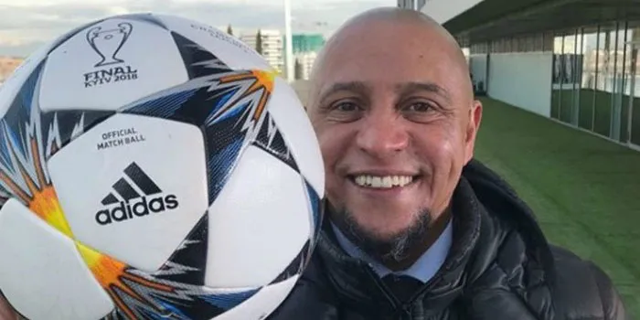 Roberto Carlos optou por se mudar para o CT do Real Madrid durante processo de divórcio.