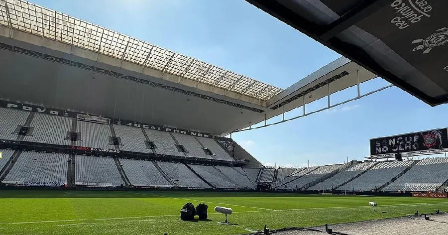 Corinthians ainda deve R$ 700 milhões à Caixa pela construção da Neo Quimica Arena.