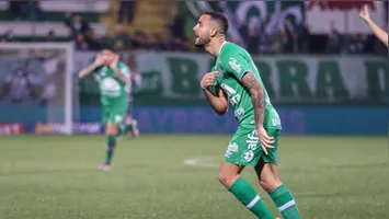 O lateral Marcelinho pode reforçar o Remo depois de ter atuado pela Chapecoense na Série B 2024