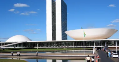 Fachada do congresso nacional em Brasília.