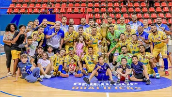 Esmac esteve duas vezes à frente do placar e o título veio após virada nos pênaltis