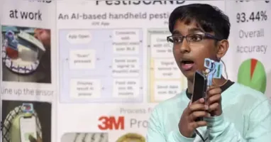 O invento rendeu-lhe o título de “Melhor Jovem Cientista” e um prêmio de US$ 25.000 (aproximadamente R$ 145 mil).