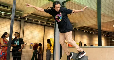 O CCBA oferece oficinas gratuitas de skate com instrutores experientes, incentivando a prática do esporte entre jovens em Belém.