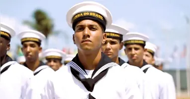 A Marinha do Brasil é uma excelente opção para quem deseja ingressar na carreira militar com bons salários.