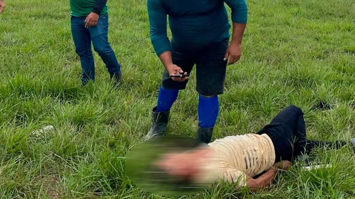 Imagem ilustrativa da notícia Veja: Populares detêm homem acusado de abuso infantil