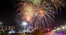 Cores, banhos e pedras para absorver energias positivas no Ano Novo