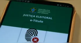 A falta de votação e de justificativa dentro do prazo resulta em multa.